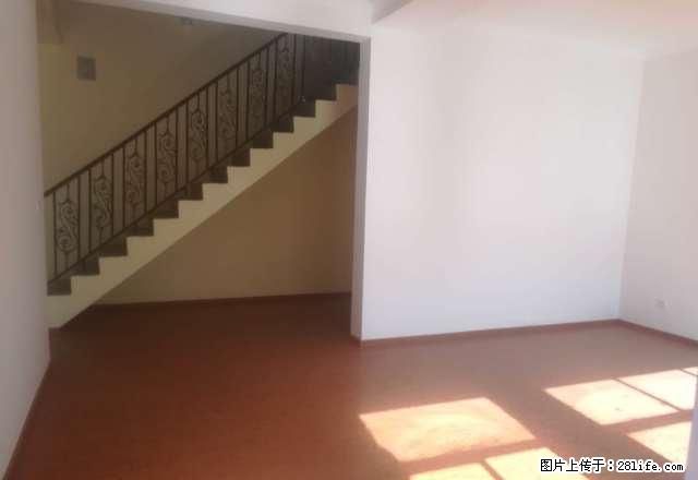 曲米路3+4+5层复式楼带40平米天台6室 新装修 好停车 - 房屋出租 - 房屋租售 - 拉萨分类信息 - 拉萨28生活网 lasa.28life.com