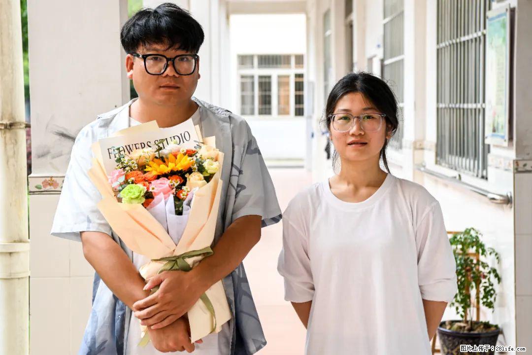 全网追的“扁担女孩”，找了一份暑假工，时薪12元 - 拉萨生活资讯 - 拉萨28生活网 lasa.28life.com