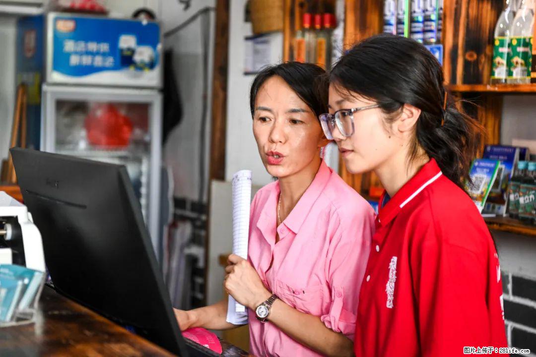 全网追的“扁担女孩”，找了一份暑假工，时薪12元 - 拉萨生活资讯 - 拉萨28生活网 lasa.28life.com